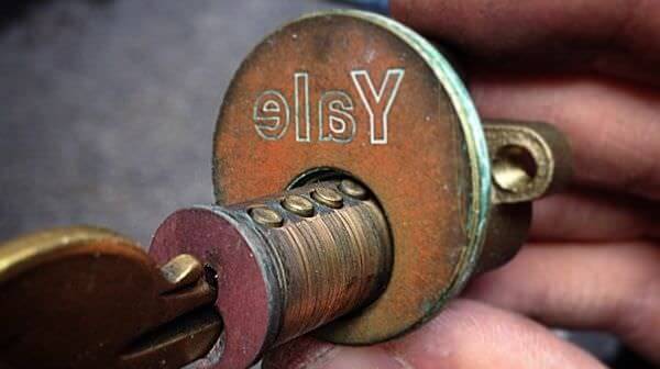 Срочная замена замков в Томске